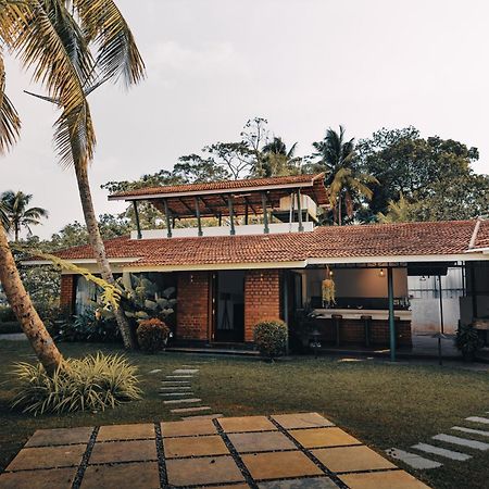 Bamboonest Riverside Villa Kochi Екстериор снимка