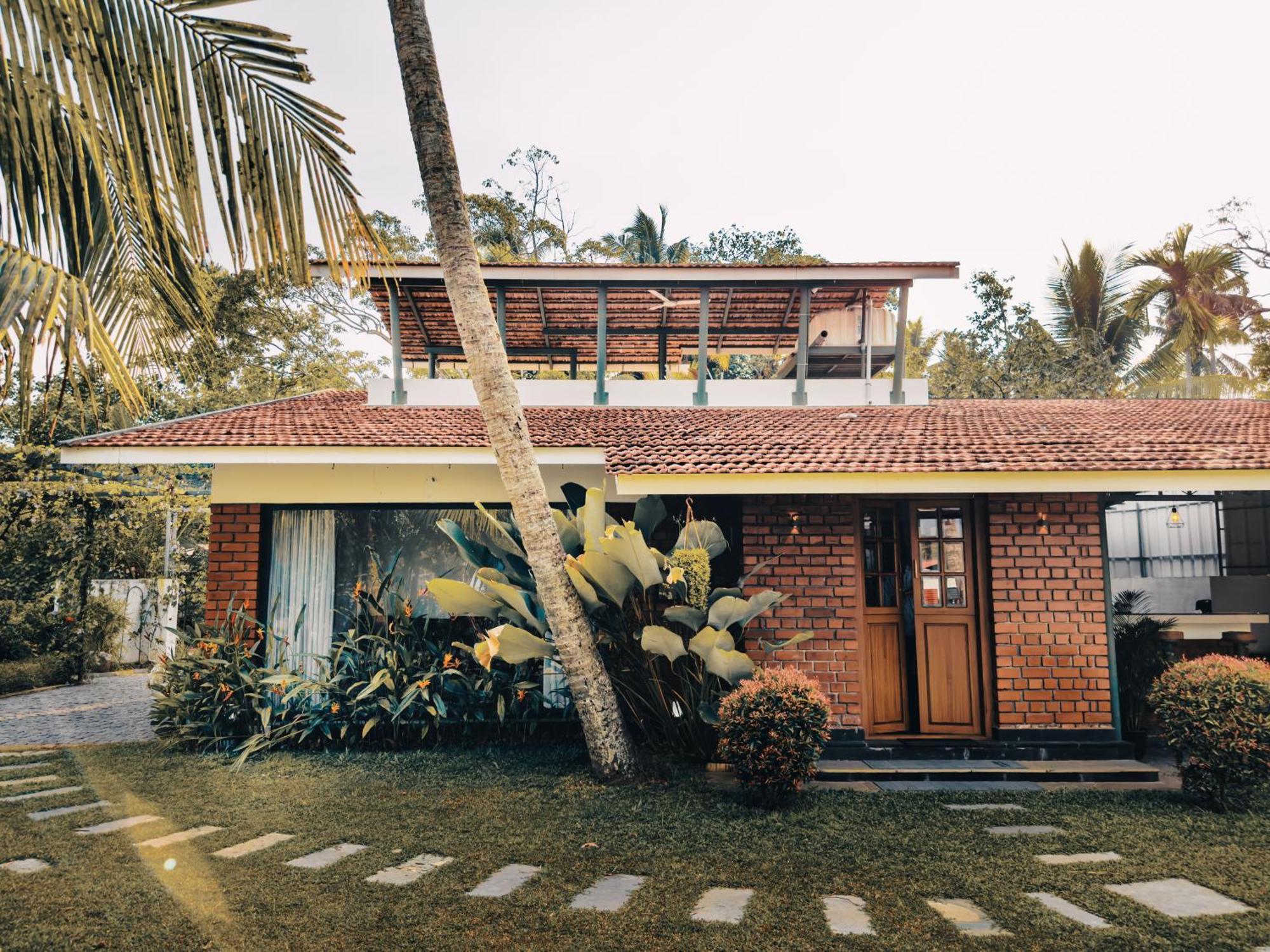 Bamboonest Riverside Villa Kochi Екстериор снимка